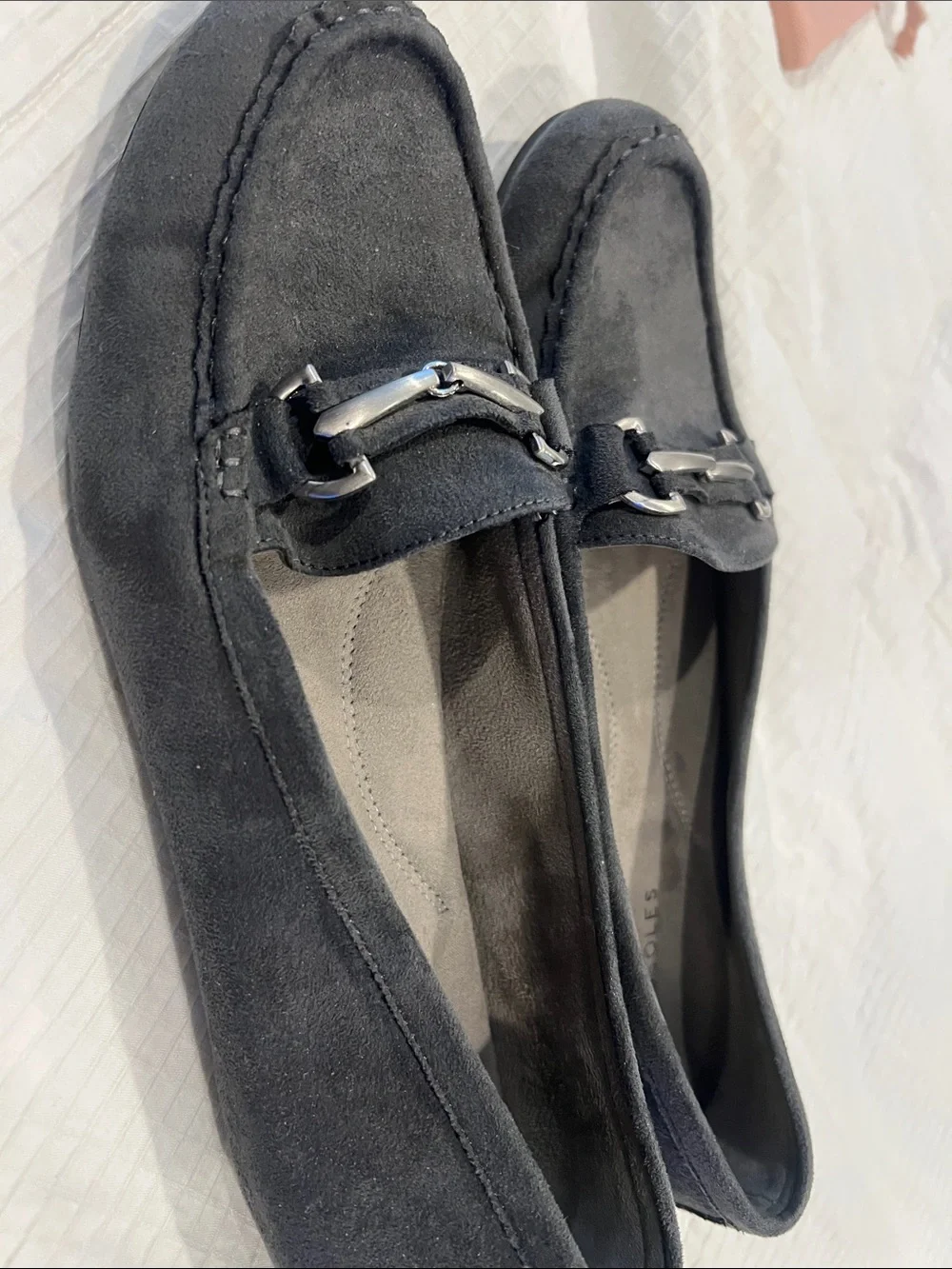 AEROSOLES Charcoal Suede Bit Loafers